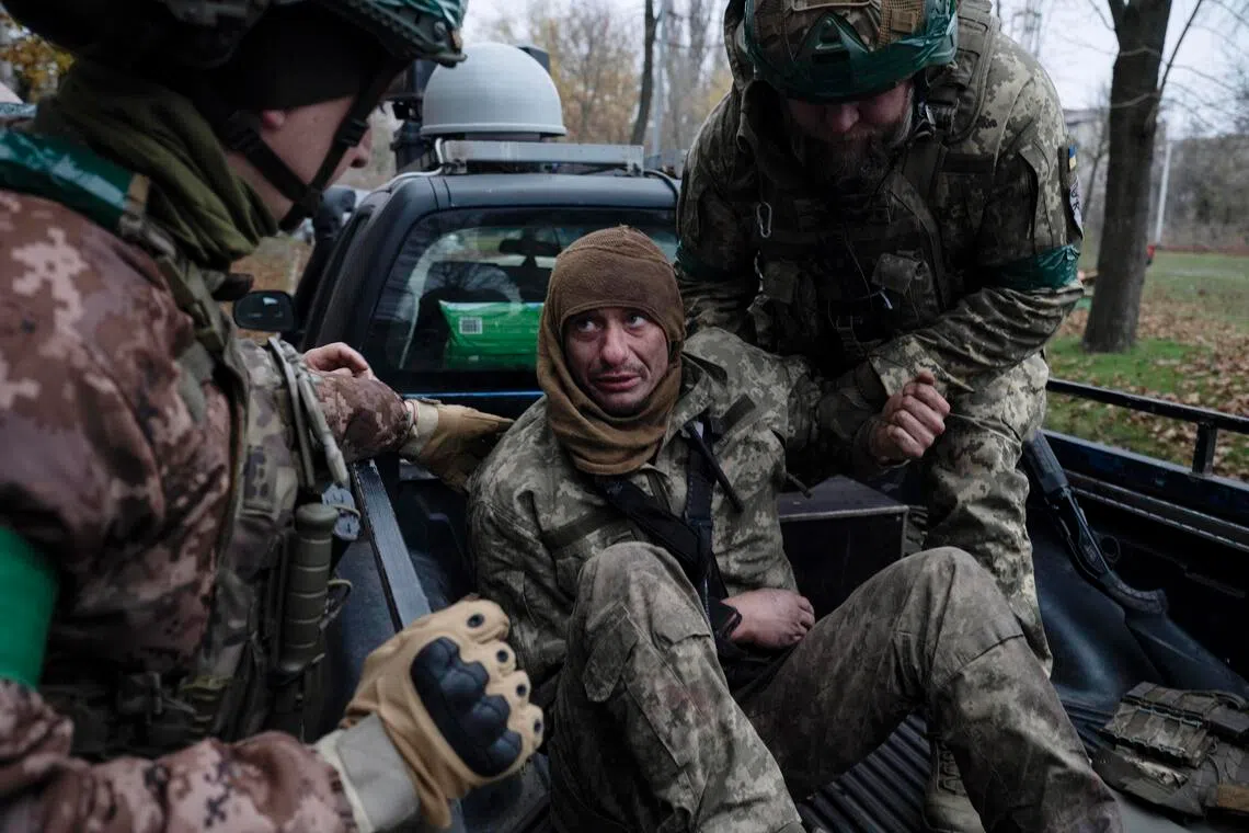 Under the plan, the size of the Ukrainian Armed Forces will be limited to 600,000 personnel.