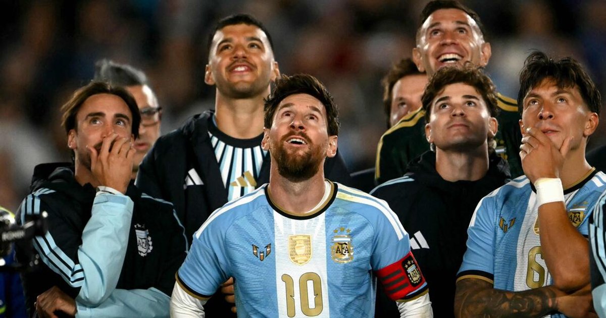 Cristiano Ronaldo hails Lionel Messi after Argentina great says he already misses national team