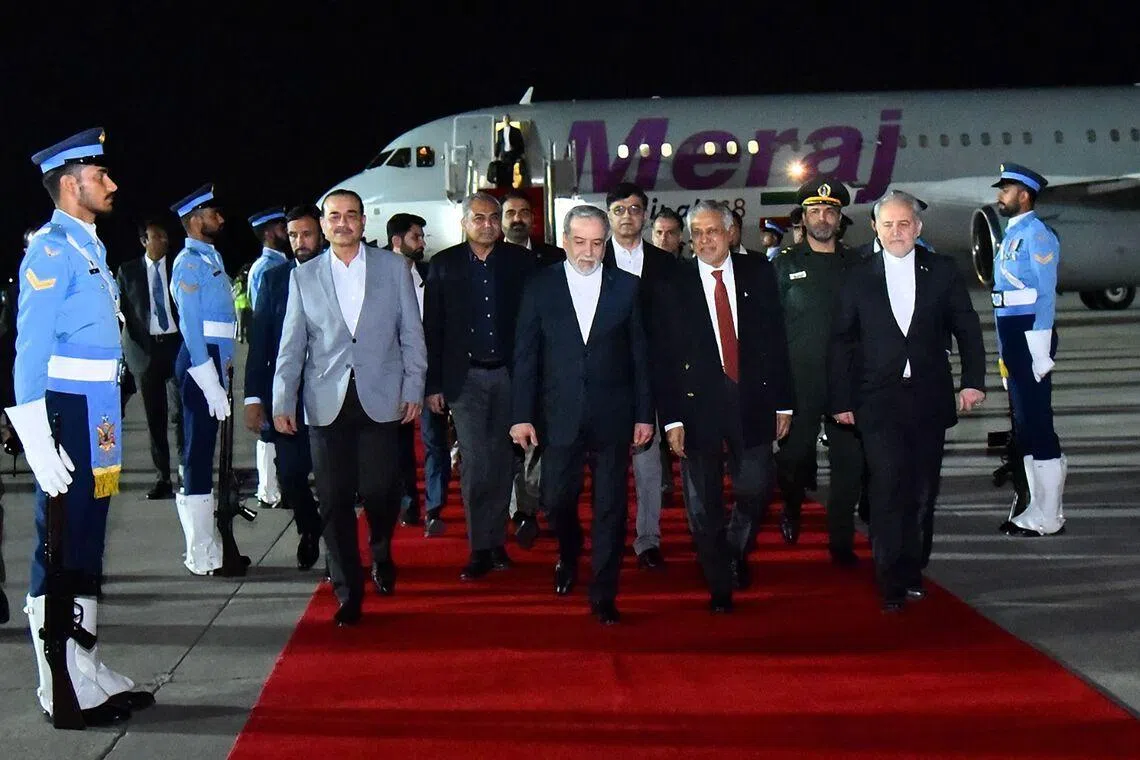 Iran-US Peace Hopes Rekindle as Top Diplomats Converge on Islamabad