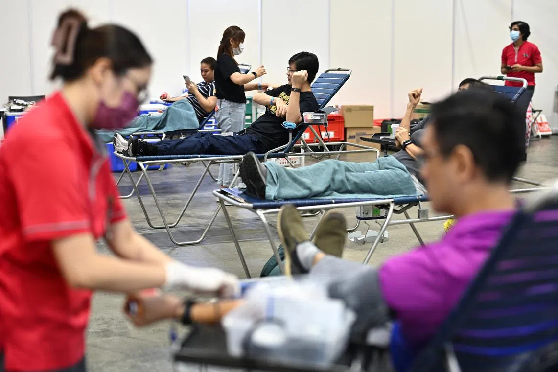 Over the last decade, the percentage of youth donors has declined by half, from 31 per cent in 2013. 