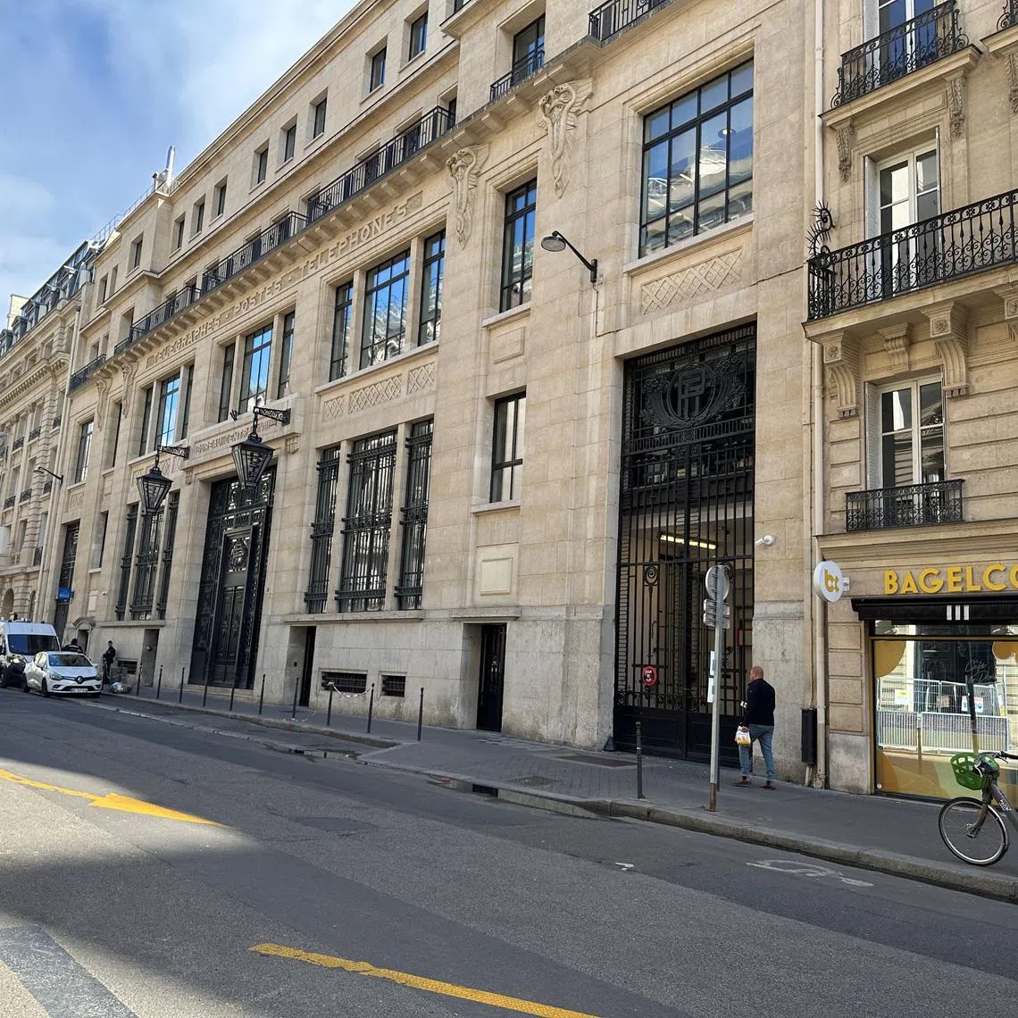 French anti-terrorism prosecutors opened an investigation into a suspected attack on Bank of America's offices in Paris.