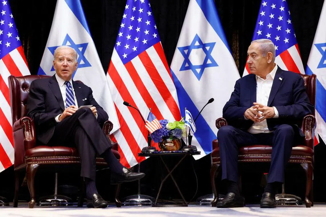 U.S. President Joe Biden meets with Israeli Prime Minister Benjamin Netanyahu and the Israeli war cabinet, as he visits Israel amid the ongoing conflict between Israel and Hamas, in Tel Aviv, Israel, October 18, 2023. REUTERS/Evelyn Hockstein/File Photo