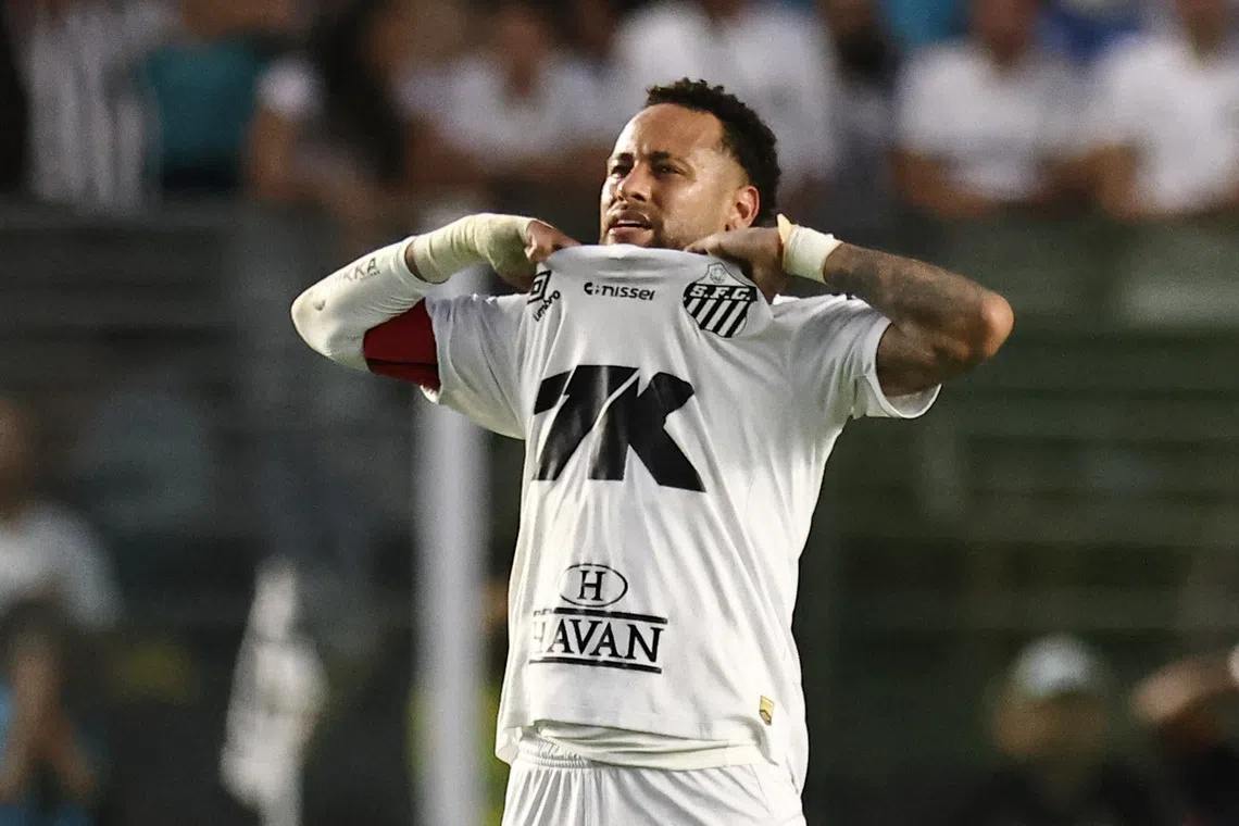 FILE PHOTO: Soccer Football - Brasileiro Championship - Santos v Fluminense - Estadio Urbano Caldeira, Santos, Brazil - August 31, 2025 Santos' Neymar reacts after the match REUTERS/Thiago Bernardes/File photo
