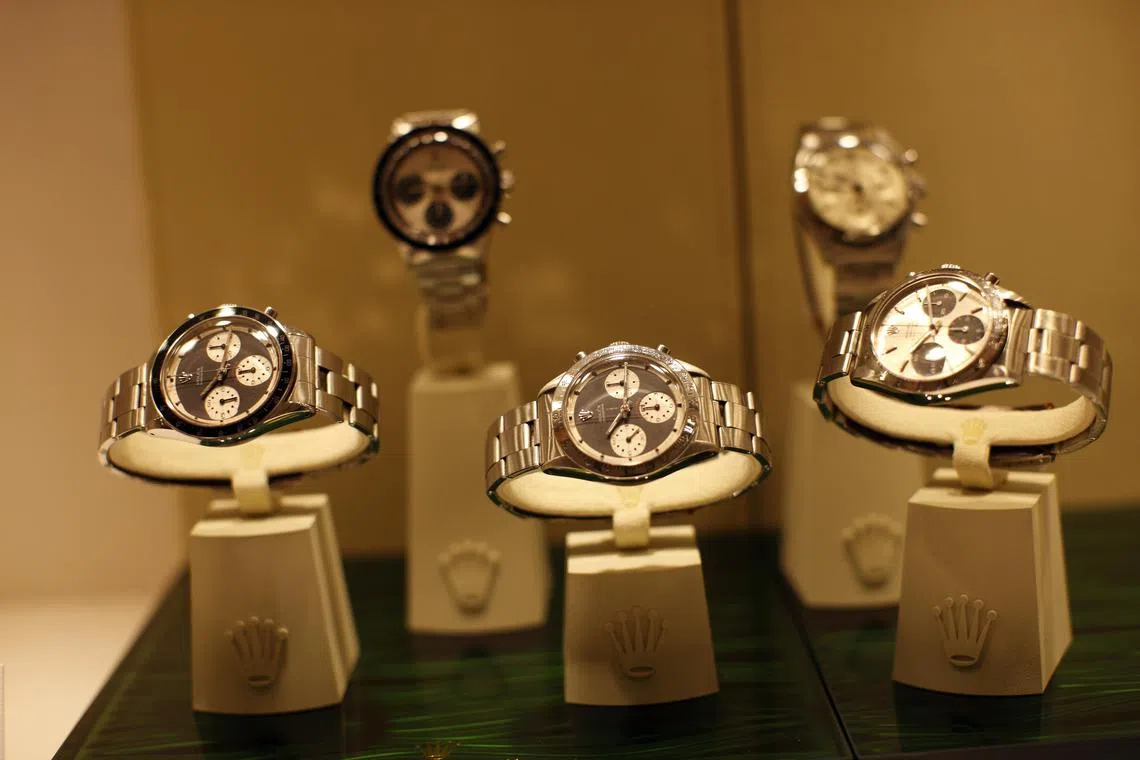 Rolex previously had no role in authenticating or tracking its products once they had been sold. The programme will also help to guard against fakes. 