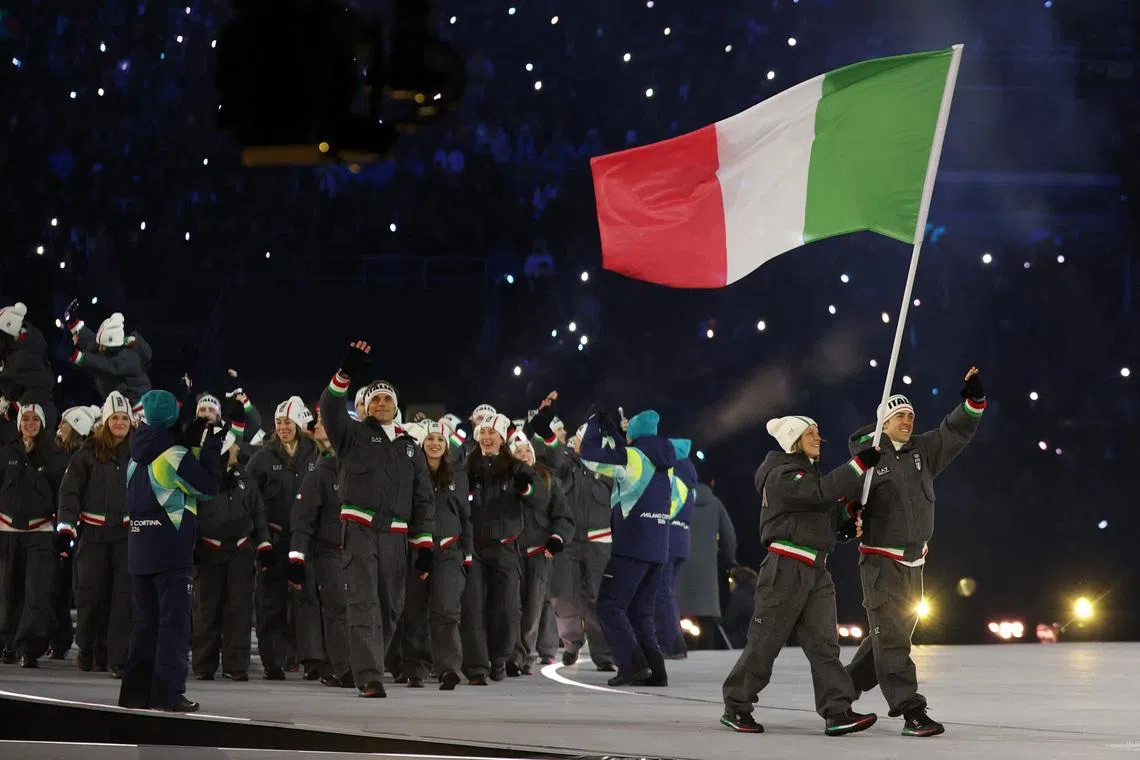 Short track-Fontana spearheads Italian challenge against skating heavyweights