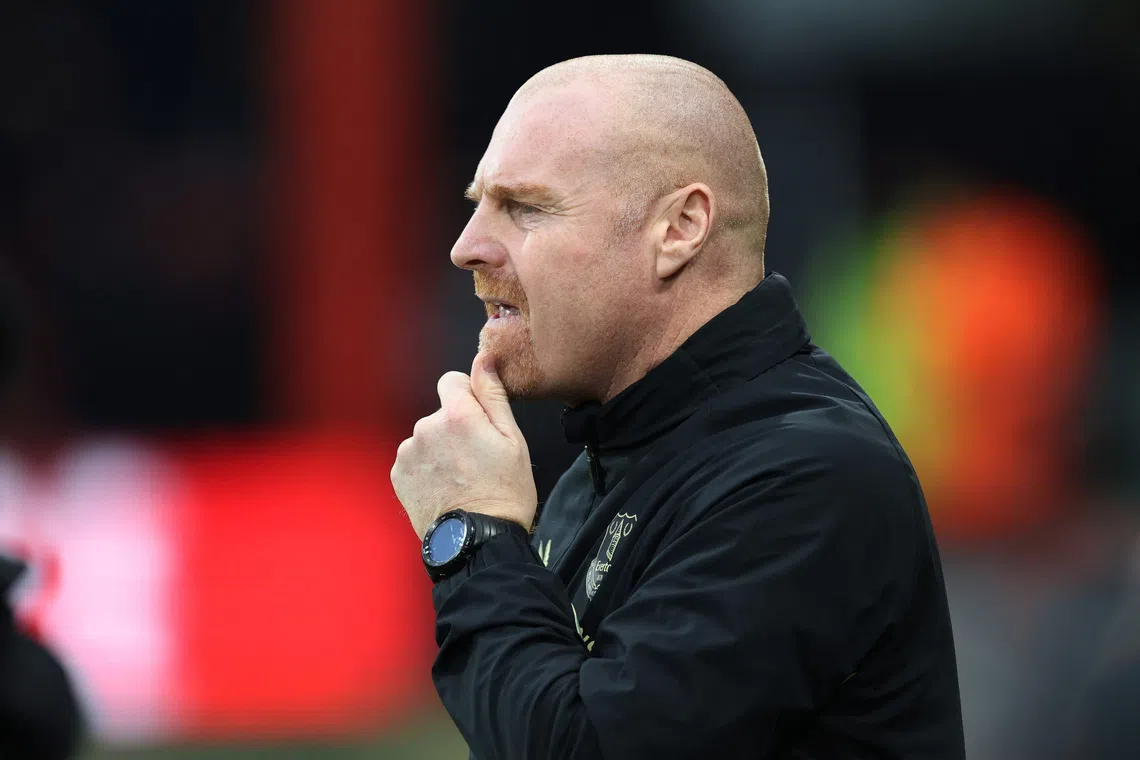Soccer Football - Premier League - AFC Bournemouth v Everton - Vitality Stadium, Bournemouth, Britain - January 4, 2025 Everton manager Sean Dyche looks on Action Images via Reuters/Paul Childs