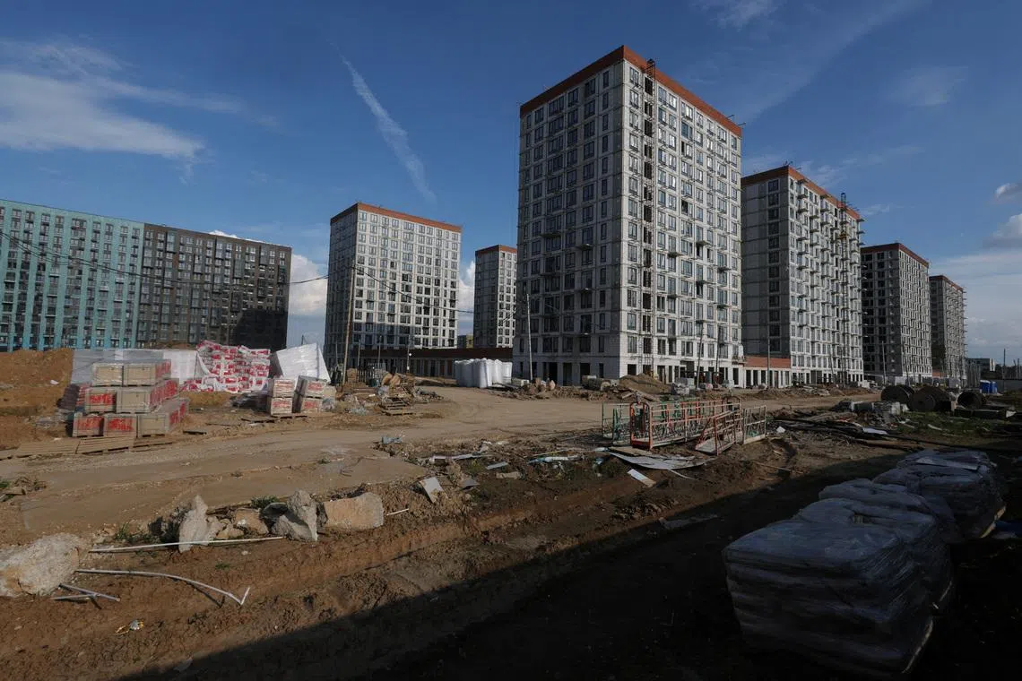 Disgruntled home buyers say they are suing the developer of Moscow’s unfinished Ostafyevo housing complex.