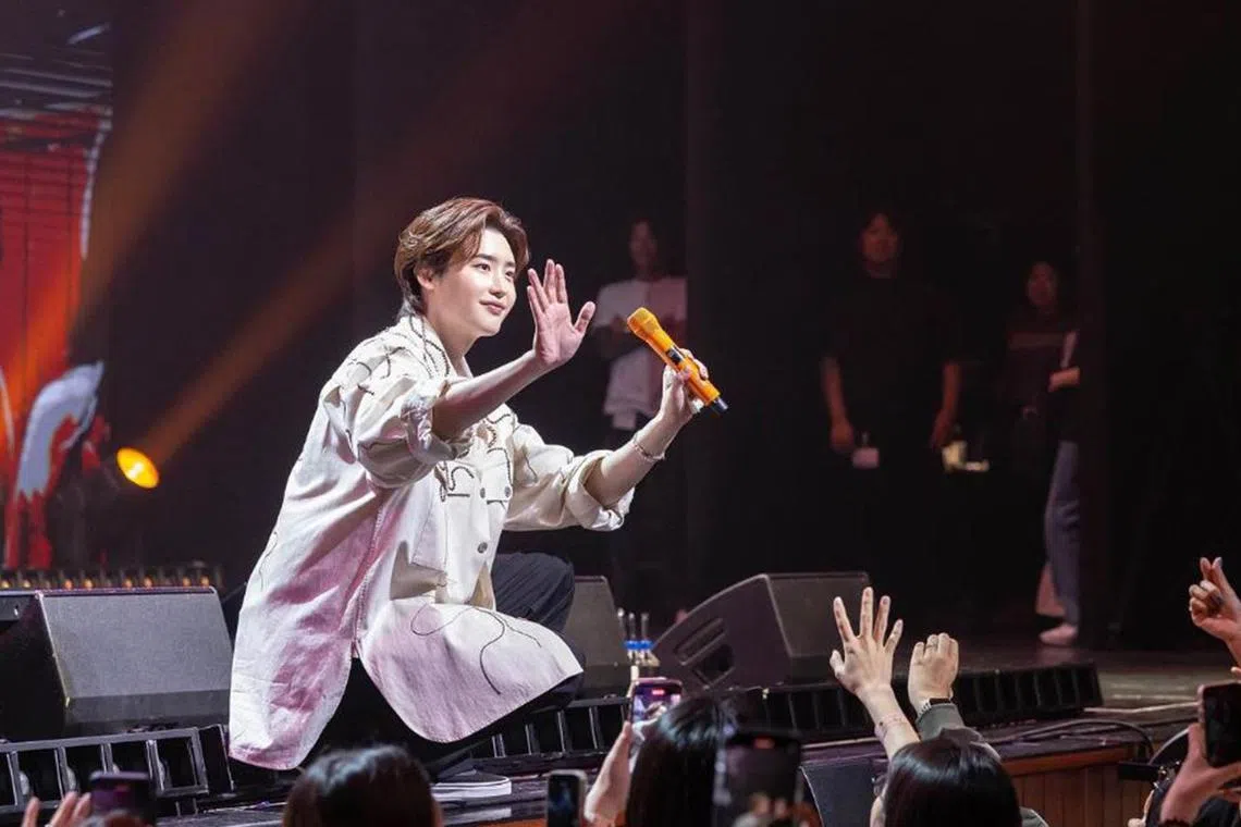 South Korean actor Lee Jong-suk was in Singapore for his Dear. My With fan meeting on Oct 4 at the Esplanade Theatre.