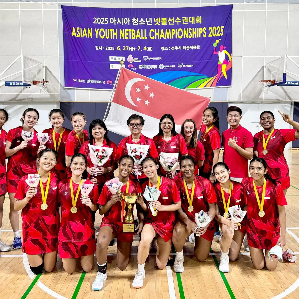 The Singapore U-21 netball team beat Malaysia 49-29 to regain their championship title for the first time since 2017.

Credit: Netball Singapore