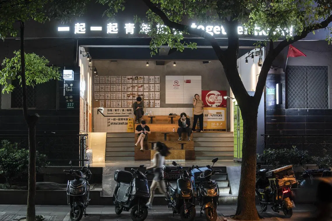 Youth hostels, costing a few dollars a night, have become concentrated hubs for young people in search of jobs in Chinese cities. 