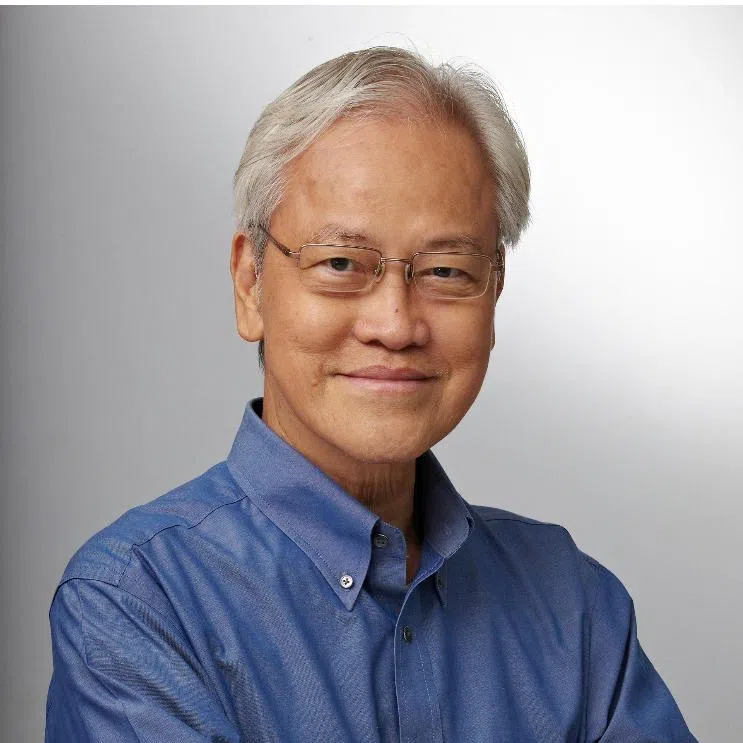 The late Cultural Medallion recipient Yeng Pway Ngon’s final novel. The Colour Of Twilight, has been translated into English by Jeremy Tiang.