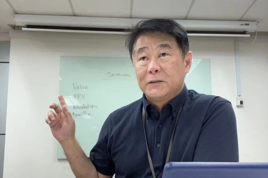 Former Malaysian newscaster Raymond Goh passed away on Tuesday after battling the effects of a stroke.