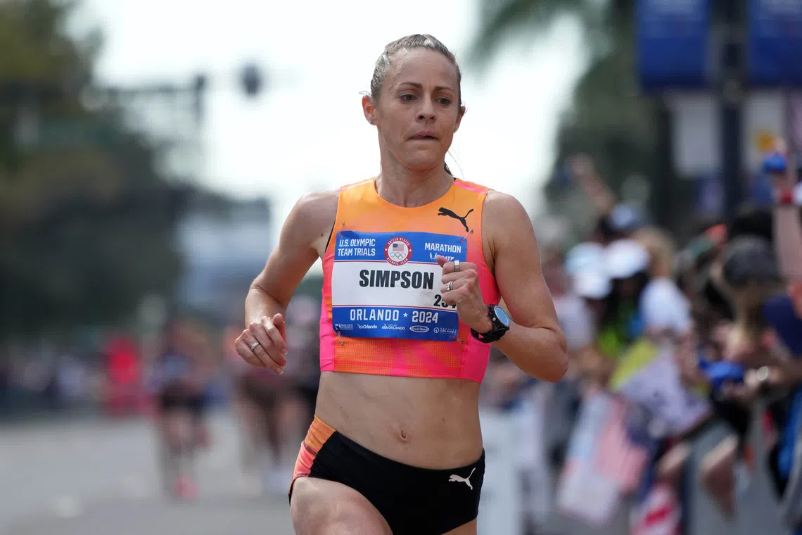 Feb 3, 2024; Orlando, FL, USA; Jenny Simpson runs in the women's race during the US Olympic Marathon Team Trials. Mandatory Credit: Kirby Lee-USA TODAY Sports