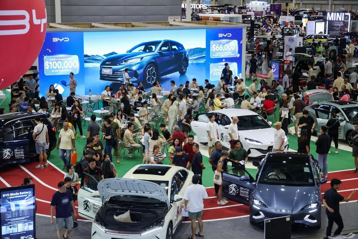 Besides gaining market share, Chinese car brands are also attracting sales talent from established brands. 
