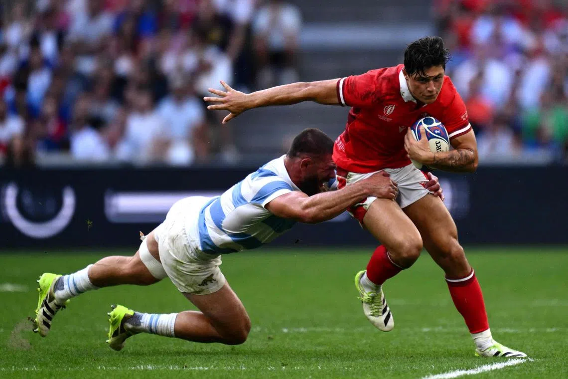 NFL champion Kansas City Chiefs reach deal with rugby star Louis Rees ...