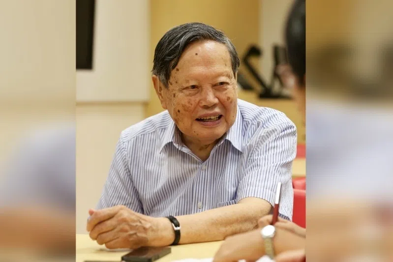 Professor Yang Chen-Ning died of illness on Oct 18 in Beijing, according to a statement posted on the Tsinghua University website. 