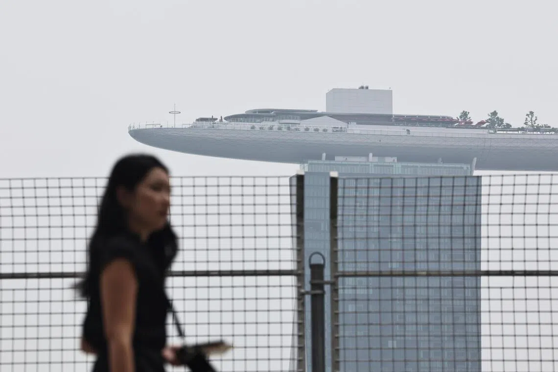 The National Environment Agency forecast that unhealthy air quality, with PSI levels ranging from 101 to 160, is expected on Oct 22.