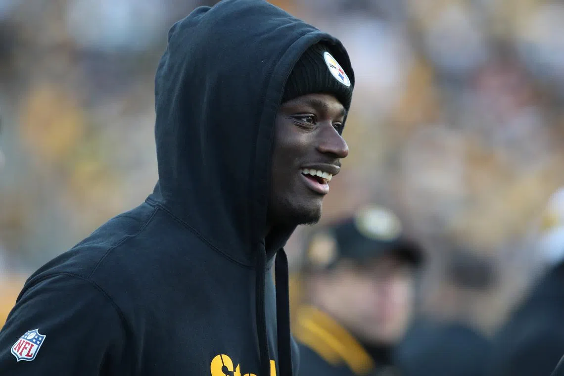 FILE PHOTO: Dec 8, 2024; Pittsburgh, Pennsylvania, USA;  Pittsburgh Steelers wide receiver George Pickens (14) reacts on the sidelines against the Cleveland Browns during the third quarter at Acrisure Stadium. Mandatory Credit: Charles LeClaire-Imagn Images/File photo
