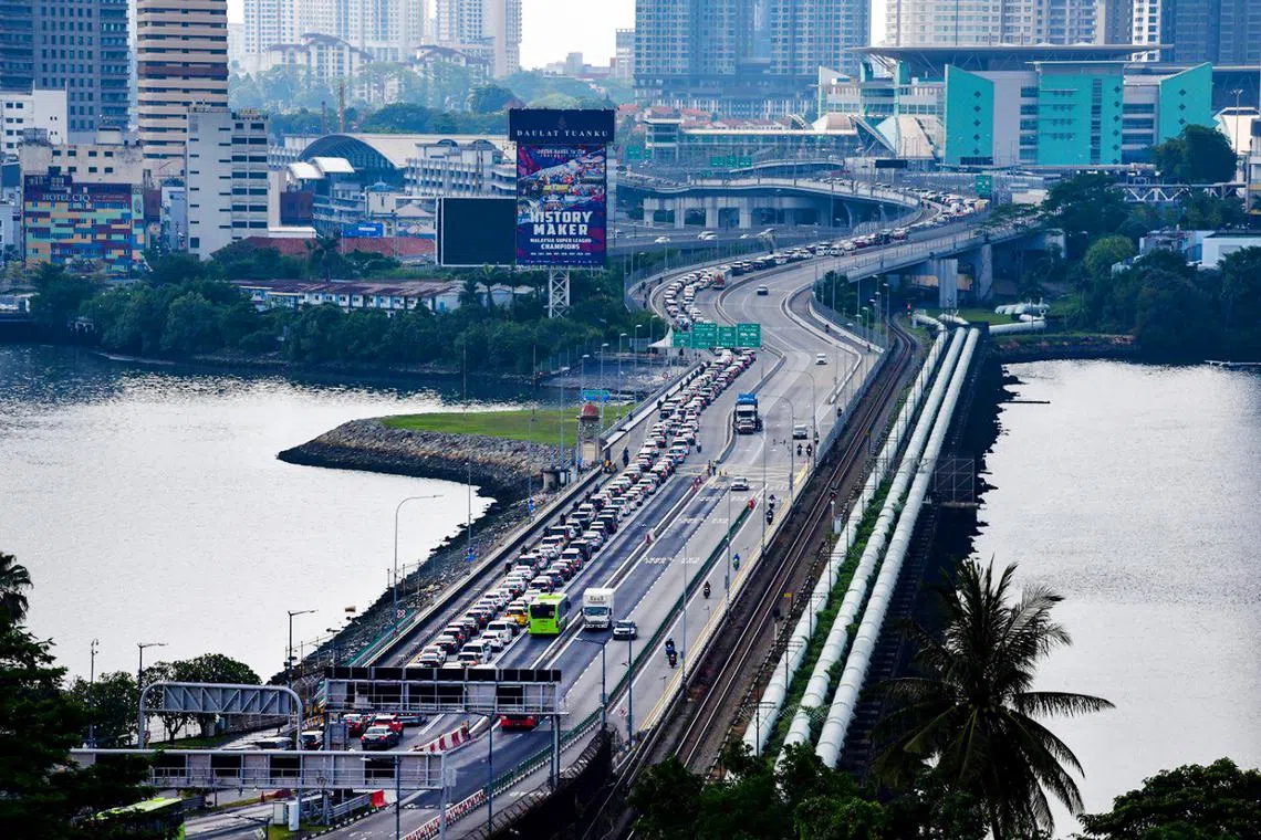 Traffic at the Causeway at around 3.30pm on June 2. Traffic is expected to remain very heavy at both land checkpoints.