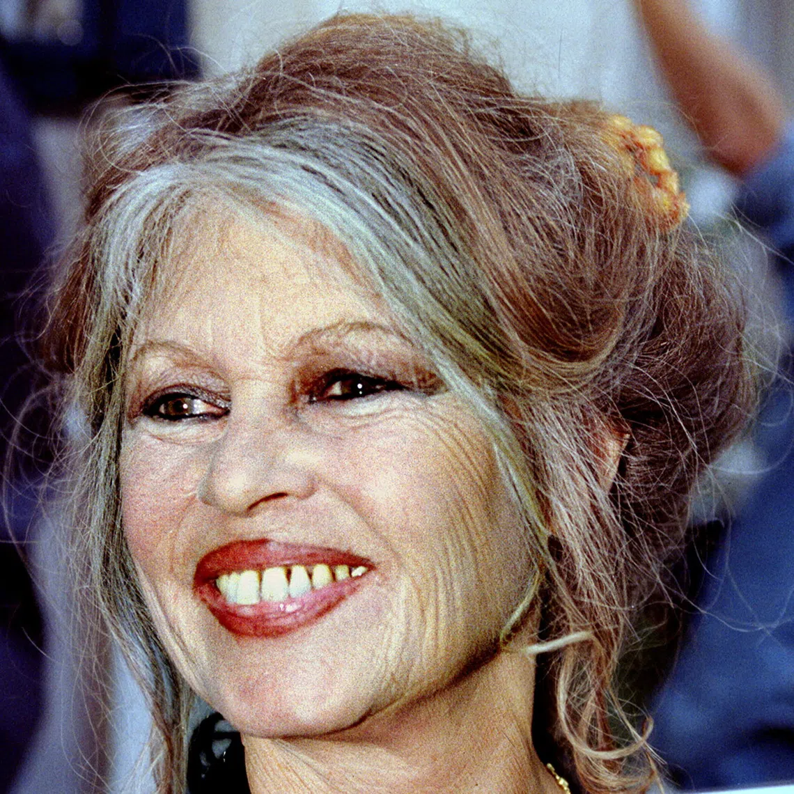 FILE PHOTO: Former French pin-up actress Brigitte Bardot pictured in Paris September 13, 1995. Bardot is to attend an international congress on stray dogs February 6-8 in Bucharest./File Photo