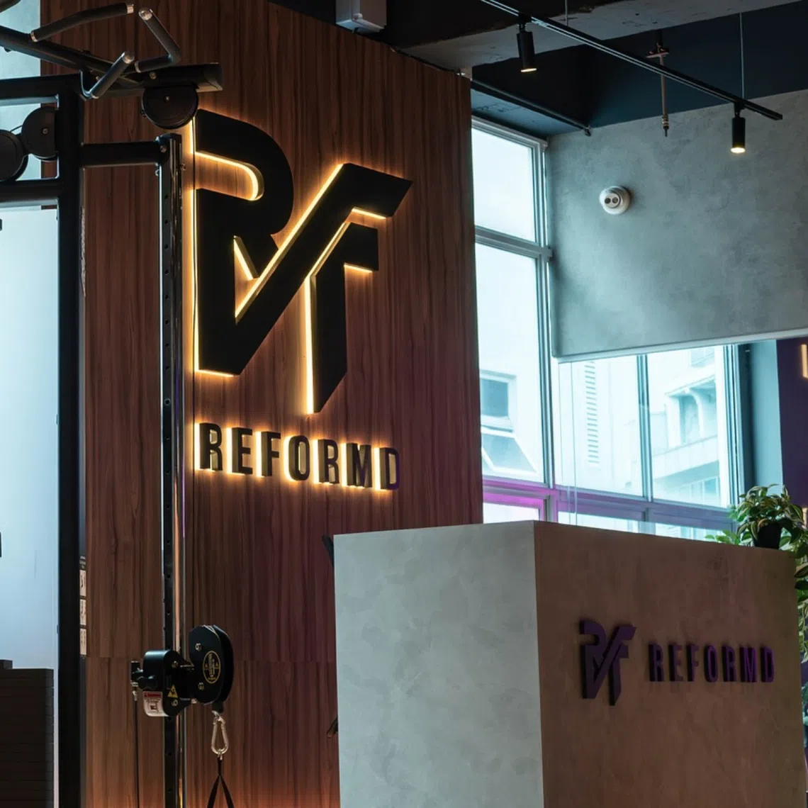 ReFormd claimed interior design firm Kopigi caused delays and failed to meet the mall landlord’s requirements, pushing the store’s opening back by about two months.