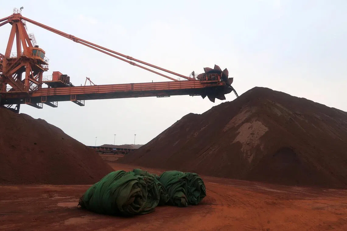 Radiant World’s China departure marks the most high-profile exit since Bloomberg first reported in late July that several major commodity traders had moved to cut ties with the iron ore trading firm.