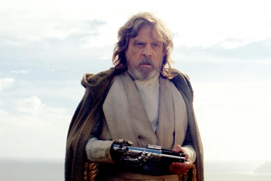 Mark Hamill has lent his voice to Air Alert, a mobile phone app linked to Ukraine’s air defence system.