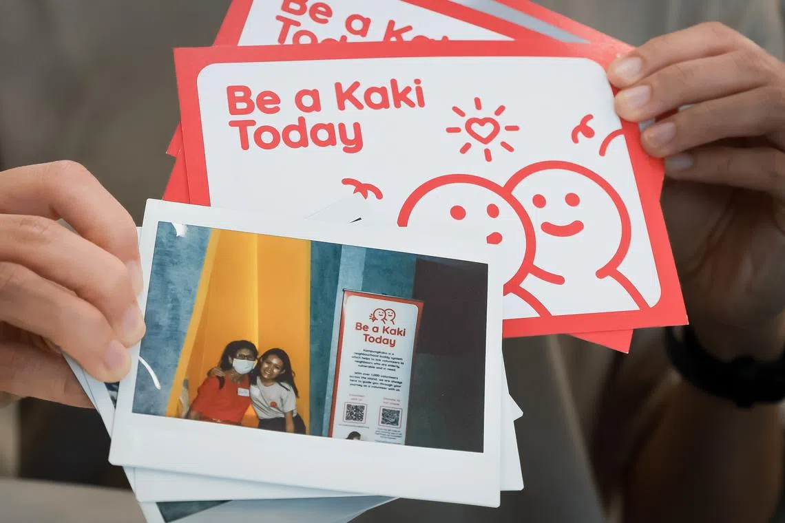 KampungKakis founder Mae Tan (right) with her senior buddy in a photo taken before the latter died from cancer in 2023.