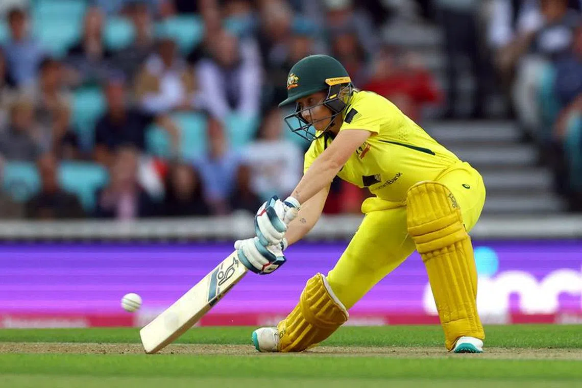 FILE PHOTO: Cricket - Women's Cricket Second T20 International - England v Australia - The Oval, London, Britain - July 5, 2023 Australia's Alyssa Healy in action Action Images via Reuters/Matthew Childs/File Photo