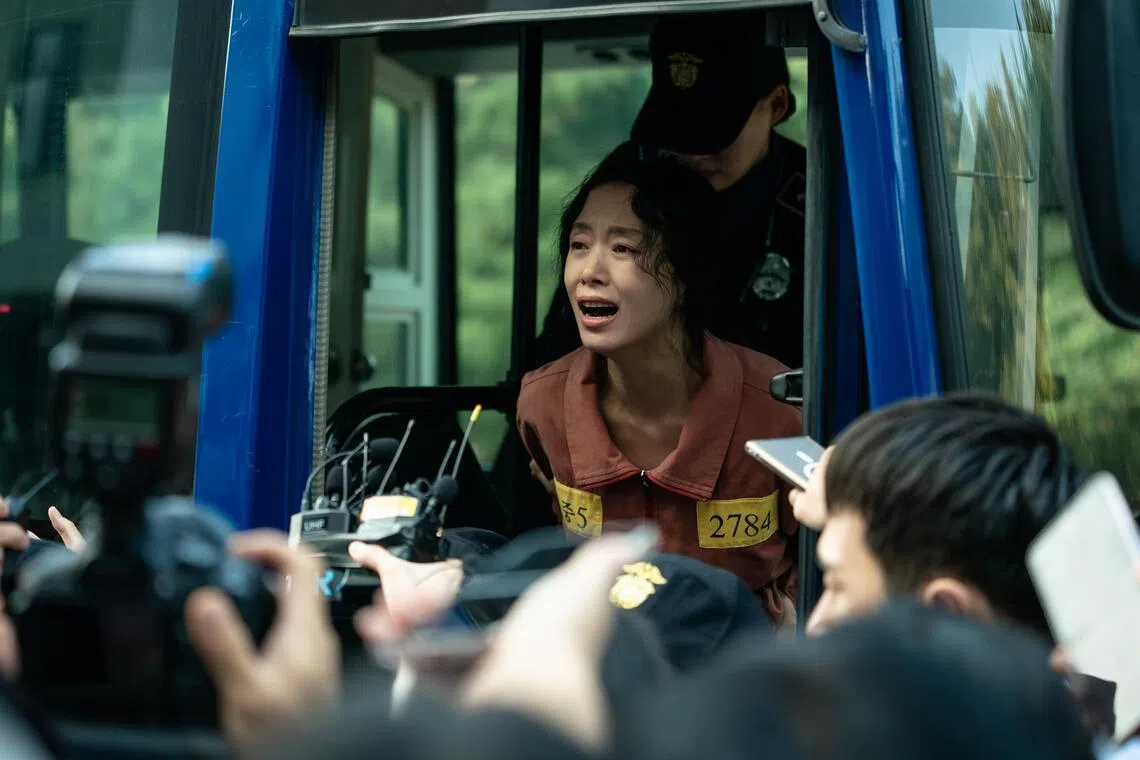 jspicks11 - Jeon Do-yeon in thriller The Price Of Confession.

SOURCE/ COPYRIGHT: NETFLIX