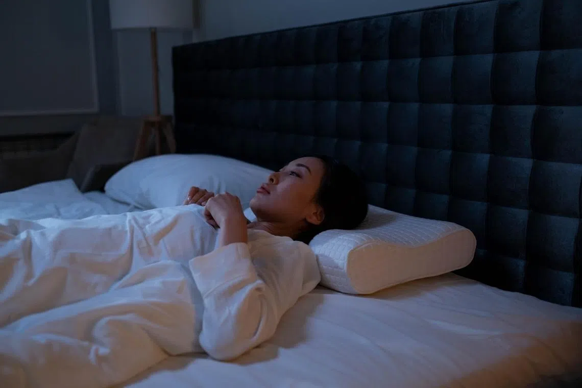 A consistent finding in sleep epidemiology studies is that there is not a magic number below which health suddenly falls off a cliff. 