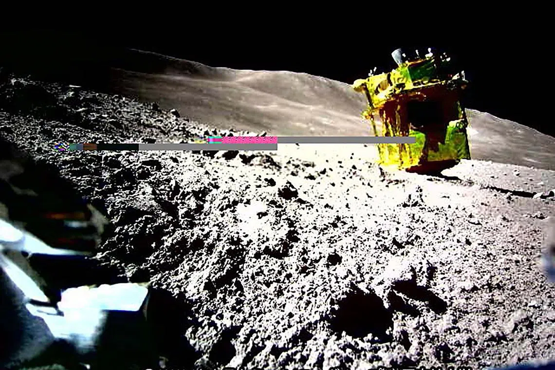 An image of the lunar surface taken and transmitted by the transformable lunar surface robot "SORA-Q" installed on Slim after landing on the Moon.