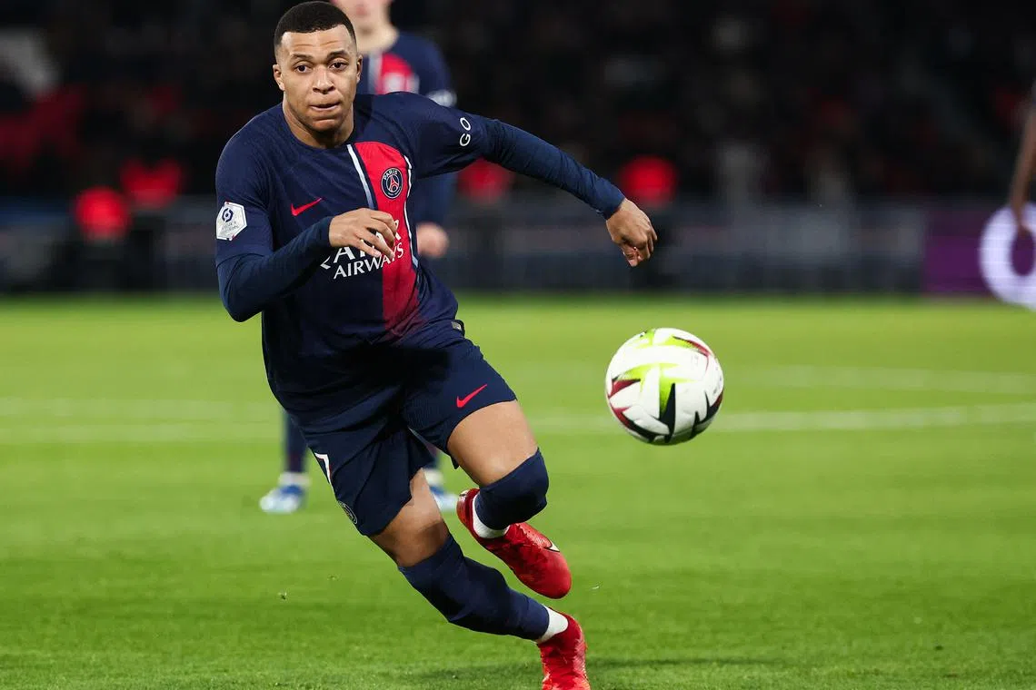 Real Madrid are again the main suitor for Kylian Mbappe, whose contract at PSG expires in June.