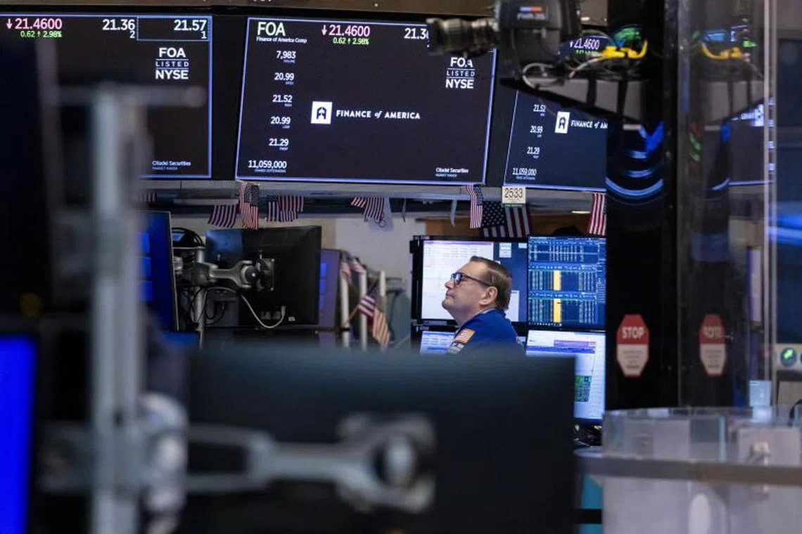 Caption:
epa12283124 A trader works on the floor of the New York Stock Exchange in New York, New York, USA, 04 August 2025. EPA/JUSTIN LANE