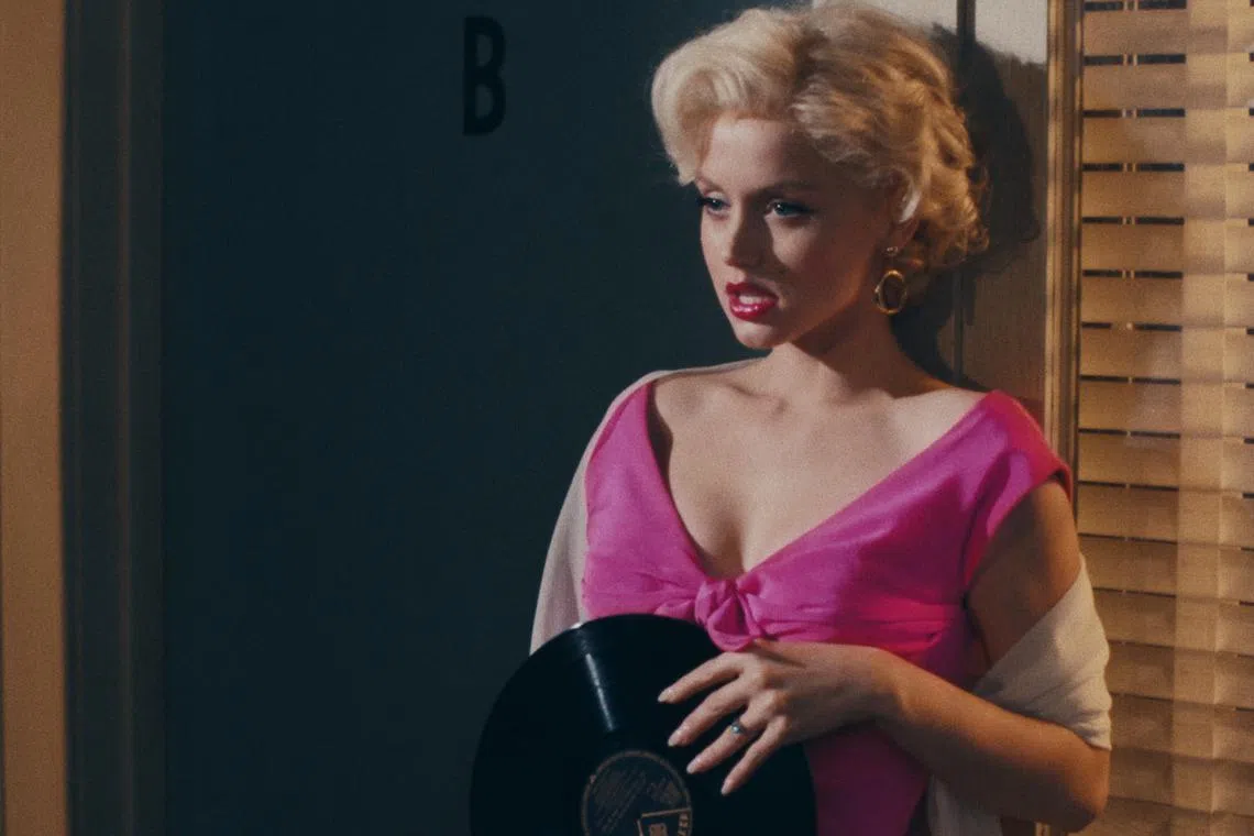 A television still of Blonde starring Ana de Armas.