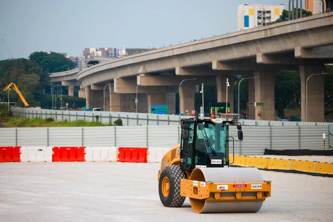Besides excavators, compactors are also being tested at JTC’s sandbox for validating autonomous construction equipment under real site conditions.