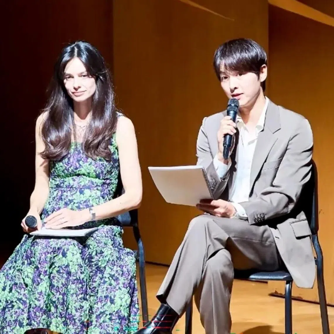South Korean actor Song Joong-ki (right) and his wife Katy Louise Saunders.