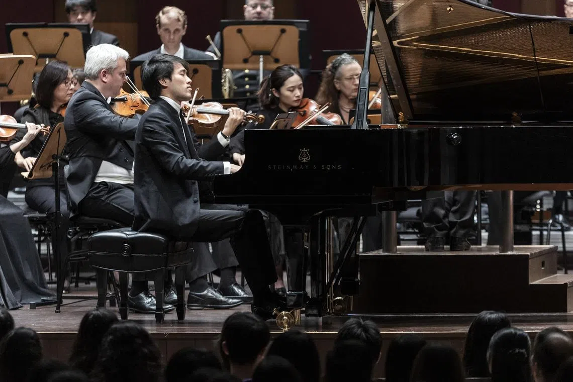 The Chopin competition winner's take on Chopin’s E Minor Piano Concerto was a terribly well-mannered reading.