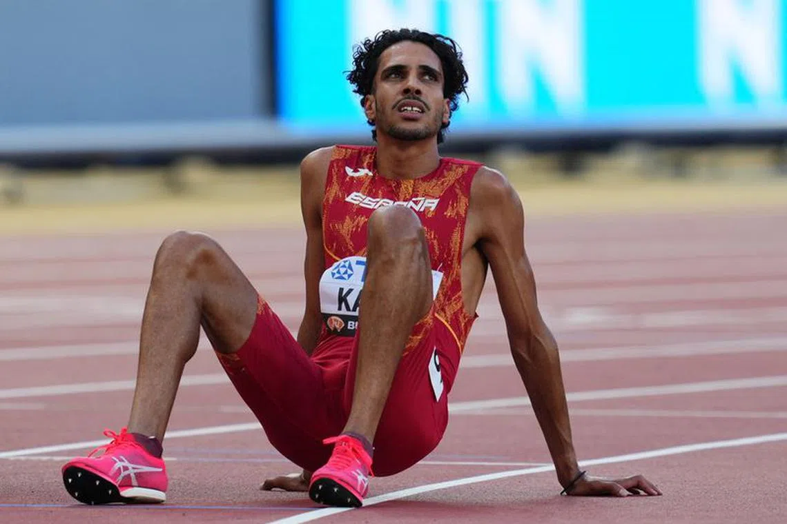 FILE PHOTO: Athletics - World Athletics Championship - Men's 1500m Semi Final - National Athletics Centre, Budapest, Hungary - August 20, 2023 Spain's Mohamed Katir after heat 1 REUTERS/Aleksandra Szmigiel/File Photo