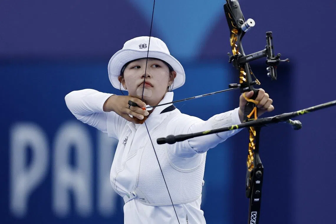 Paris 2024 Olympics - Archery Training - Invalides, Paris, France - July 23, 2024. South Korea's Lim Si-hyeon during training. REUTERS/Tingshu Wang