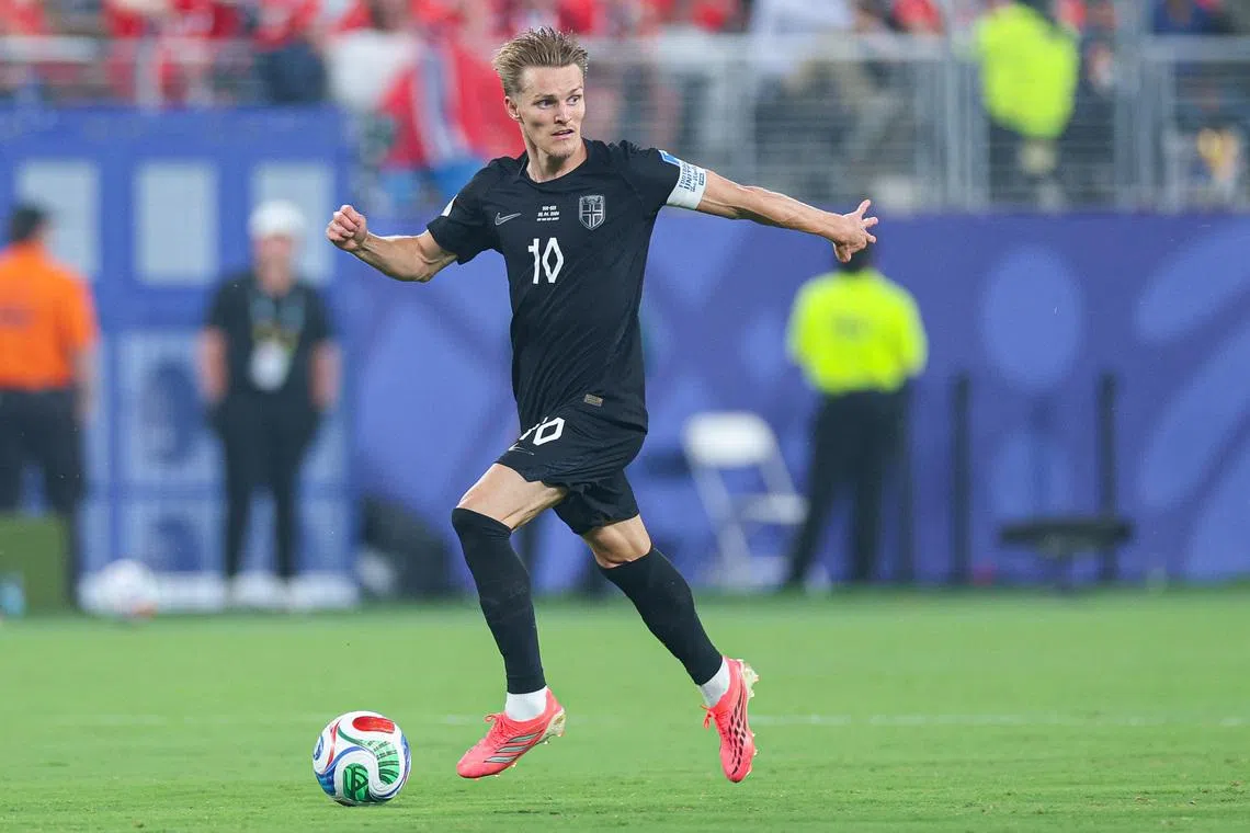 Jun 22, 2026; East Rutherford, New Jersey, USA; Norway midfielder Martin Odegaard (10) controls the ball against Senegal during a Group I match of the 2026 FIFA World Cup at New York New Jersey Stadium. Mandatory Credit: Vincent Carchietta-Imagn Images