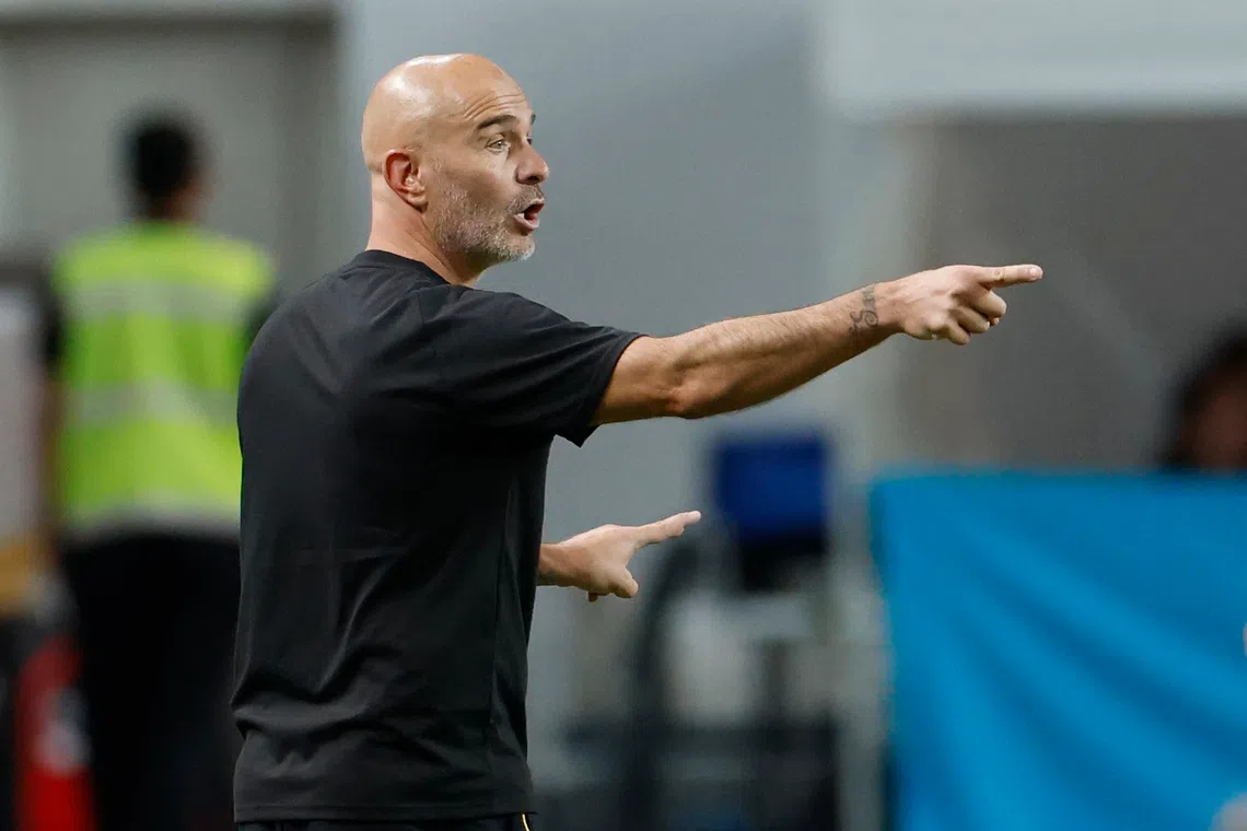 Soccer Football - Pre Season Friendly - Coupang Play Series - Manchester City v Atletico Madrid - Seoul World Cup Stadium, Seoul, South Korea - August 9, 2026 Manchester City manager Enzo Maresca reacts REUTERS/Kim Soo-Hyeon
