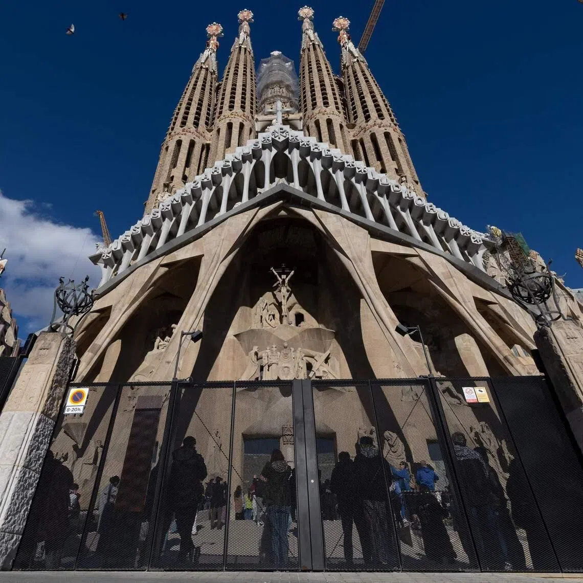 The summit of the unfinished Sagrada Familia basilica in Barcelona will stand at 172.5m after the cross of the central Jesus Christ tower is completed.