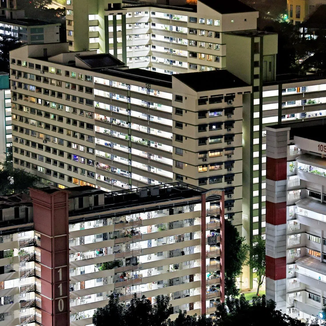 n average 4-room HDB household may see a $2.36 drop in its monthly electricity bill before GST, for example.