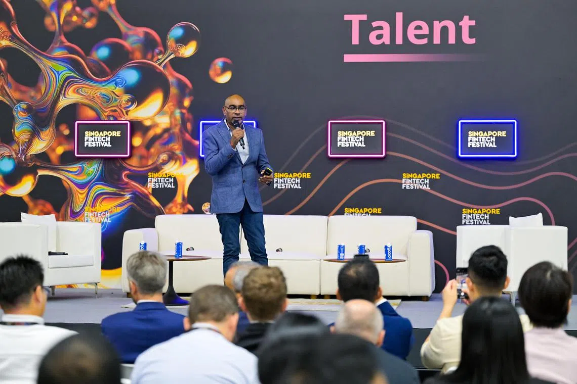 patalent08 - Mr Nesan Govender, Accenture South-east Asia’s managing director for strategy and consulting, and talent and organisation lead, at the Singapore FinTech Festival on Nov 7. 

Credit: Singapore FinTech Association
Desk: Business