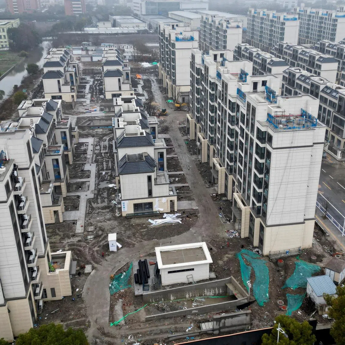 FILE PHOTO: A drone view of an under-construction residential development by Country Garden in Shanghai, China February 29, 2024. REUTERS/Xihao Jiang/File Photo