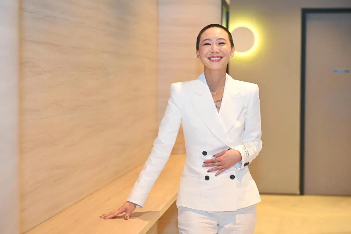 ST20240326_202435264488/jagoodbye/Jan Lee/Azmi Athni/

Julie Tan poses after the press conference for the local movie Good Goodbye, where she plays a cancer-stricken social worker, on March 26. 

