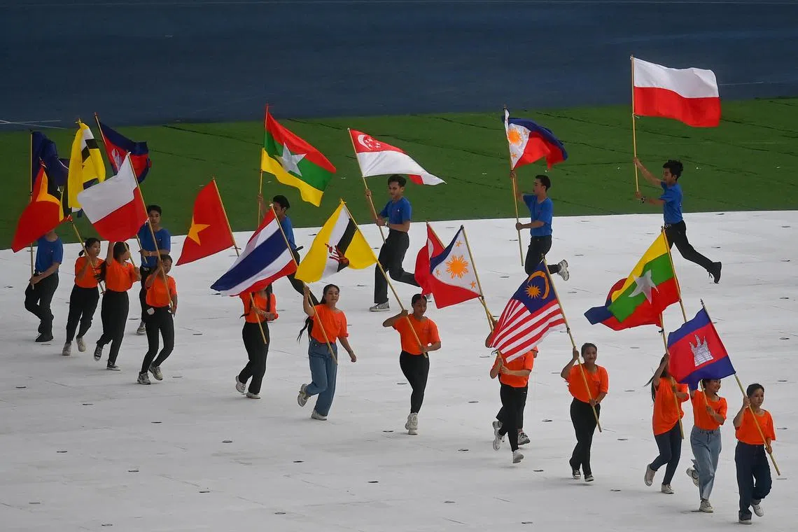 ST20230505-202304593029-Lim Yaohui-dgopening05/
A flag of Poland was used instead of Indonesia during the opening ceremony of the Cambodia 2023 Southeast Asian Games at Morodok Techo National Stadium on May 5, 2023.
The 2023 Southeast Asian Games, commonly known as the 32nd Southeast Asian Games, or the 32nd SEA Games, and commonly known as Cambodia 2023, will be the 32nd edition of the Southeast Asian Games, a biennial sports multi-sport event which will be held from 5 to 17 May 2023 in Phnom Penh, Cambodia.
(ST PHOTO: LIM YAOHUI)