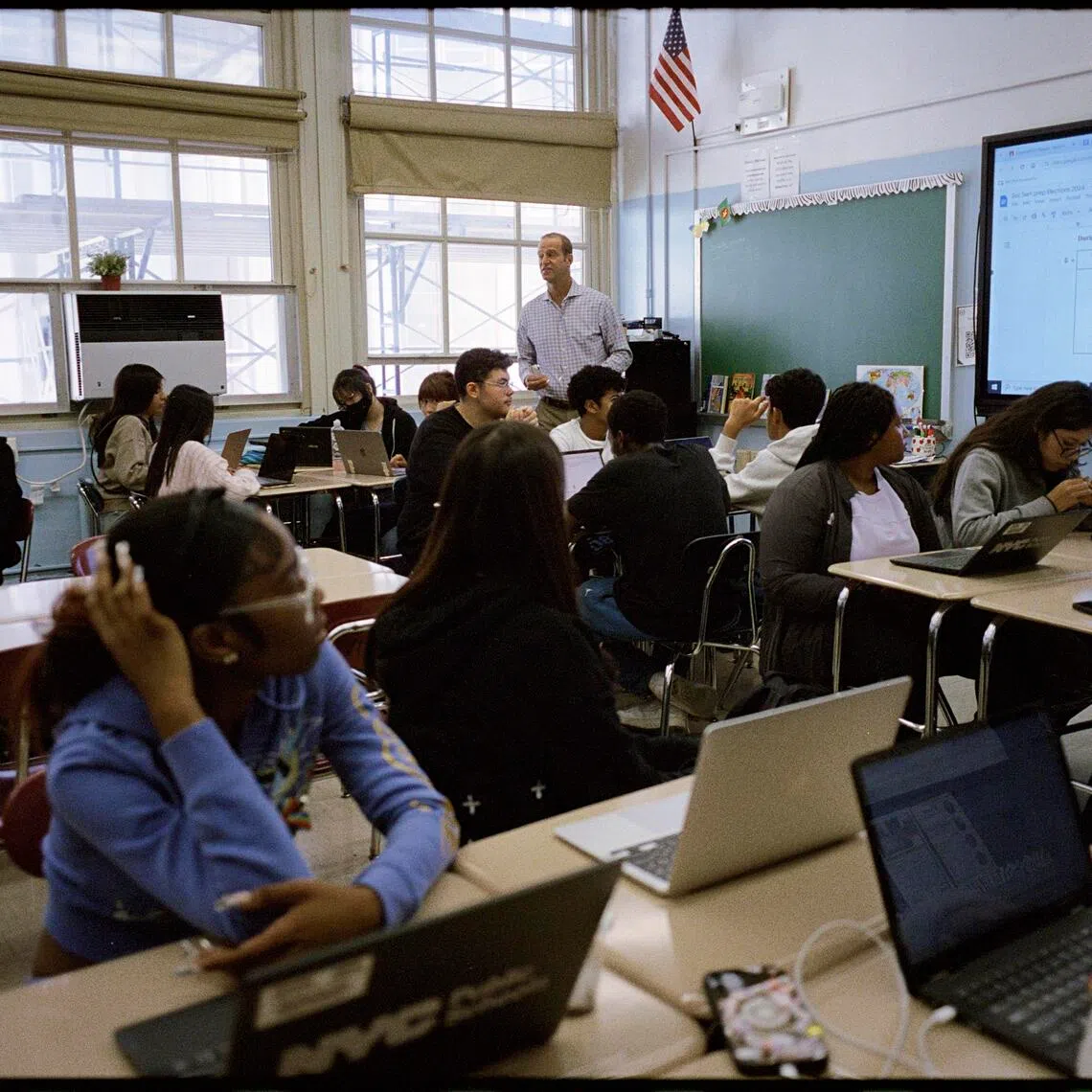 About 600,000 students in the city’s schools will not be allowed to use AI until they enter high school.