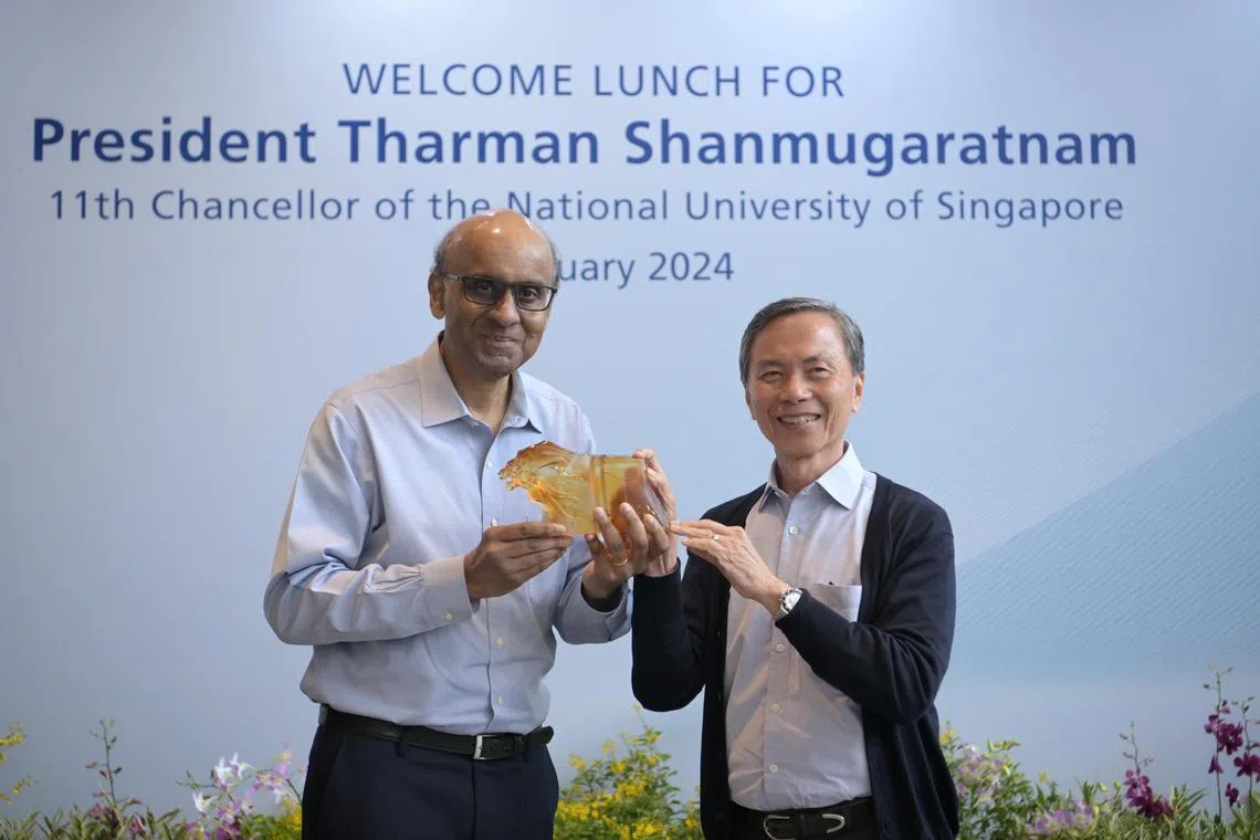 President Tharman Shanmugaratnam presented with a momento by the Chairman of NUS Board Mr. Hsieh Fu Hua on January 4, 2024. He is the current chancellor. The NUS Chancellor holds the authority to confer degrees and also presides at the annual NUS Commencement ceremony, amongst other duties.